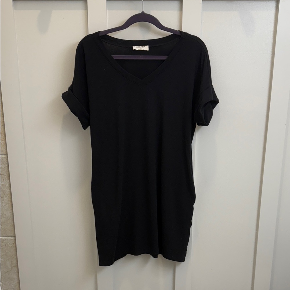 NWOT Zenana Outfitters Black V-Neck Mini Dress